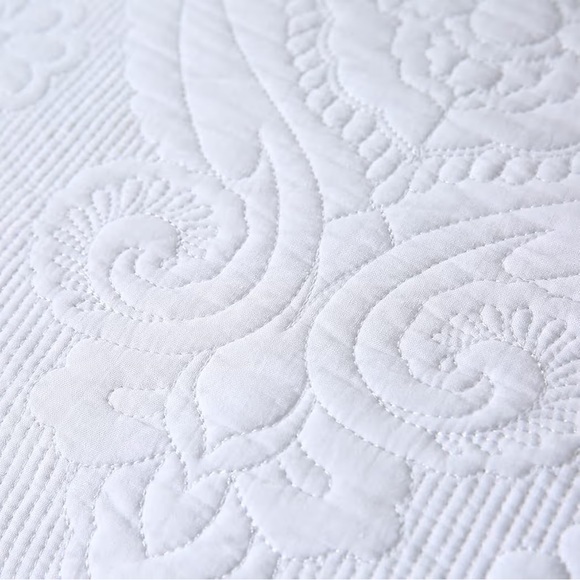 WINLIFE Standard Pillow Shams, White, 100% Cotton, Set of 2, 20''x 26'', White - Picture 4 of 7